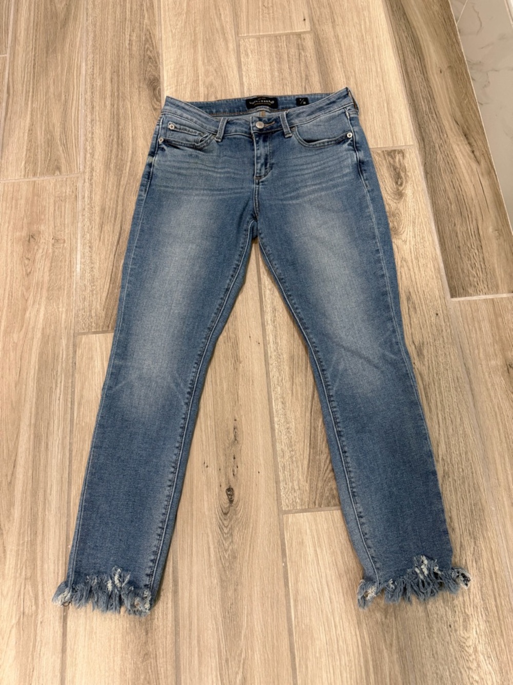 Lucky Brand Blue Frayed Hem Ankle Jeans- Lolita Skinny